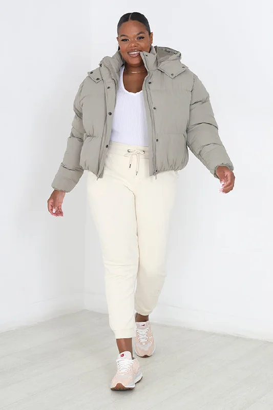 PLUS SIZE SAGE SHORT PADDED PUFFER JACKET